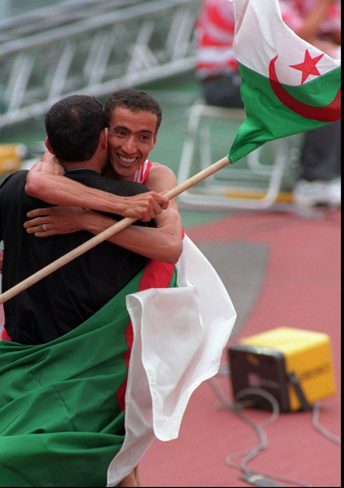 1995: Noureddine Morceli of Algeria shatters his world record for 1,500 meters